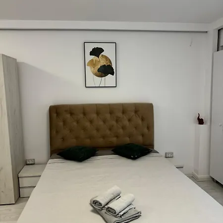 Campus Darius Apartment